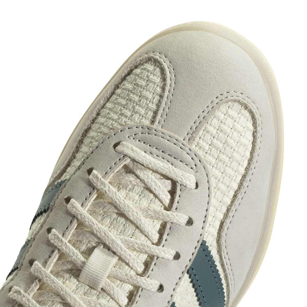 GAZELLE INDOOR