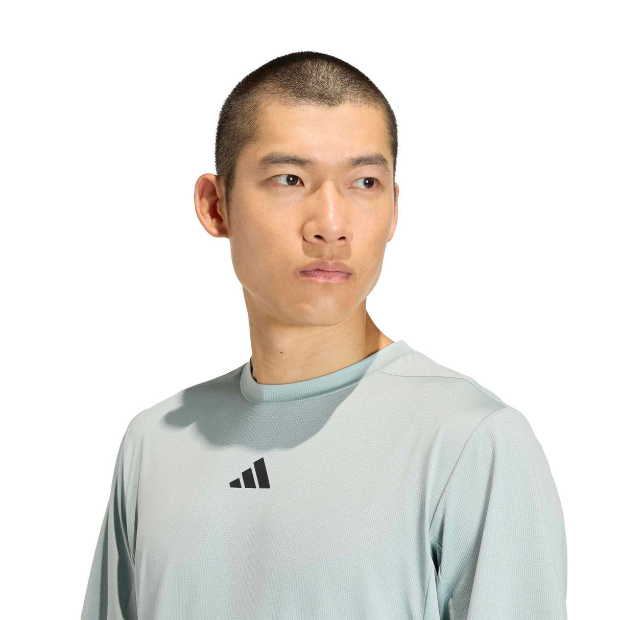 D4T ESSENTIALS T - SHIRT - Runner