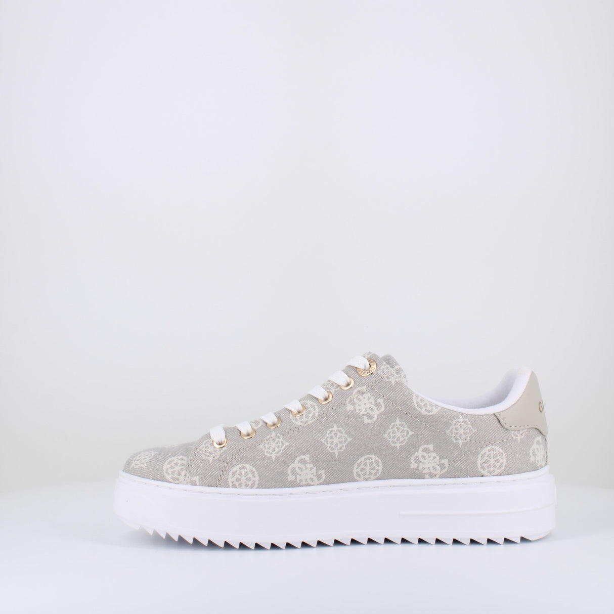 GUESS Denesa 7 Sneakers Women GUW573 - Runner