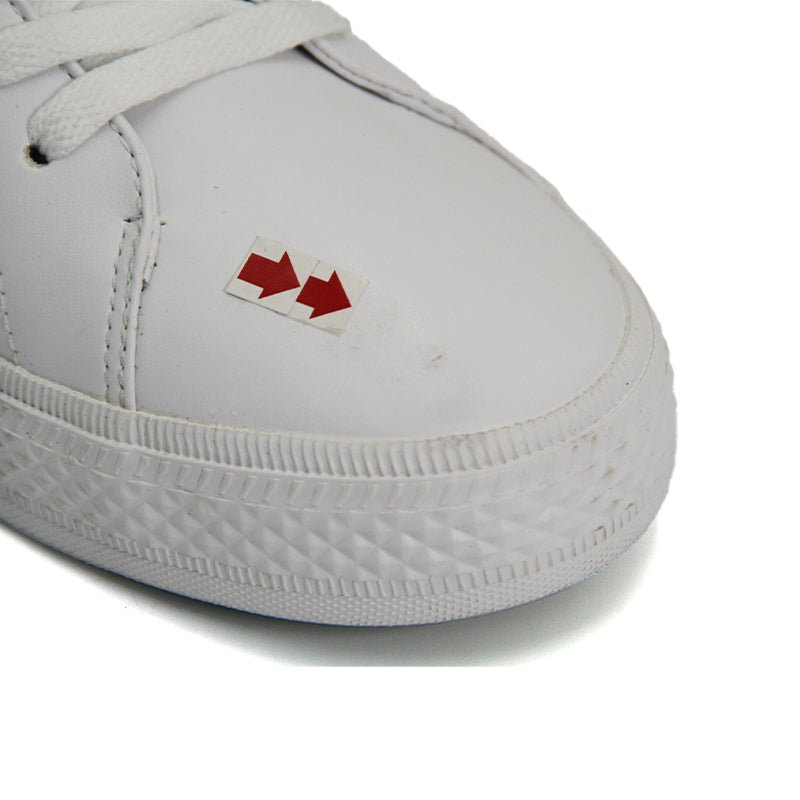 GUESS MEN SHOES Size 42.5 ROM36 - Runner