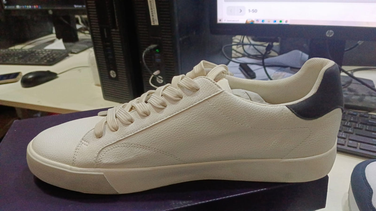Guess Men's Bershka Minimalist Lace - up Casual SHOES GUM140 - Runner