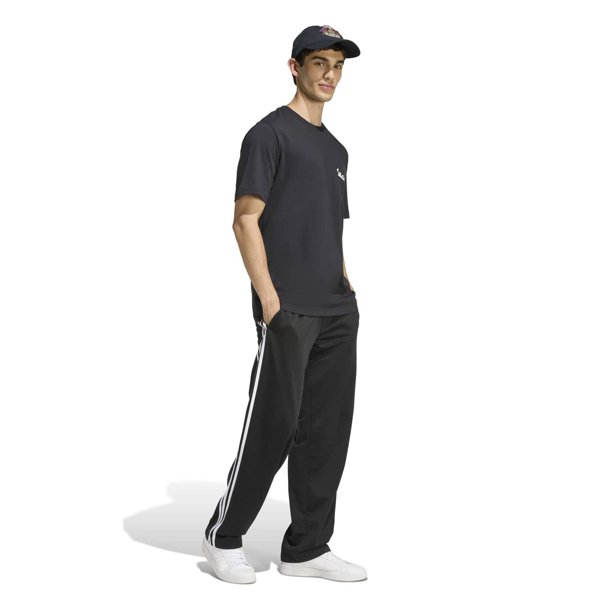 HOUSE OF TIRO COMMUNITY GRAPHIC T - SHIRT - Runner