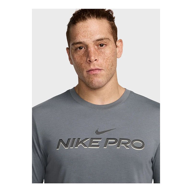 MNKDFTEEDBNIKEPRO - Runner