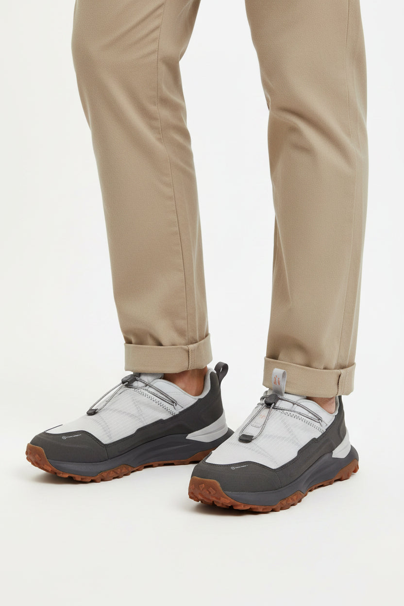 Motion Access Low Lace Up Waterproof Sneaker - Runner