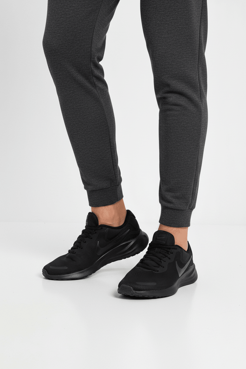 NIKE REVOLUTION 7 - Runner