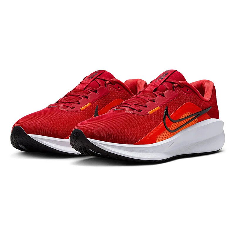 NIKEDOWNSHIFTER13 - Runner
