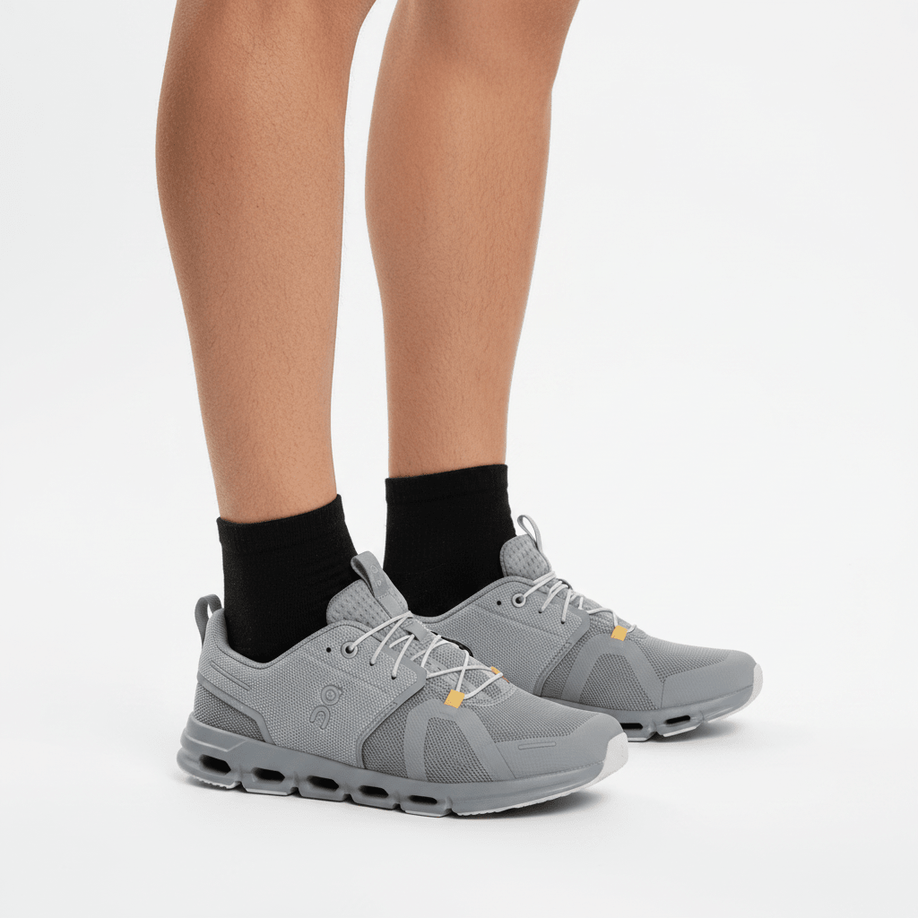 ON CLOUD Cloud Sky - Runner