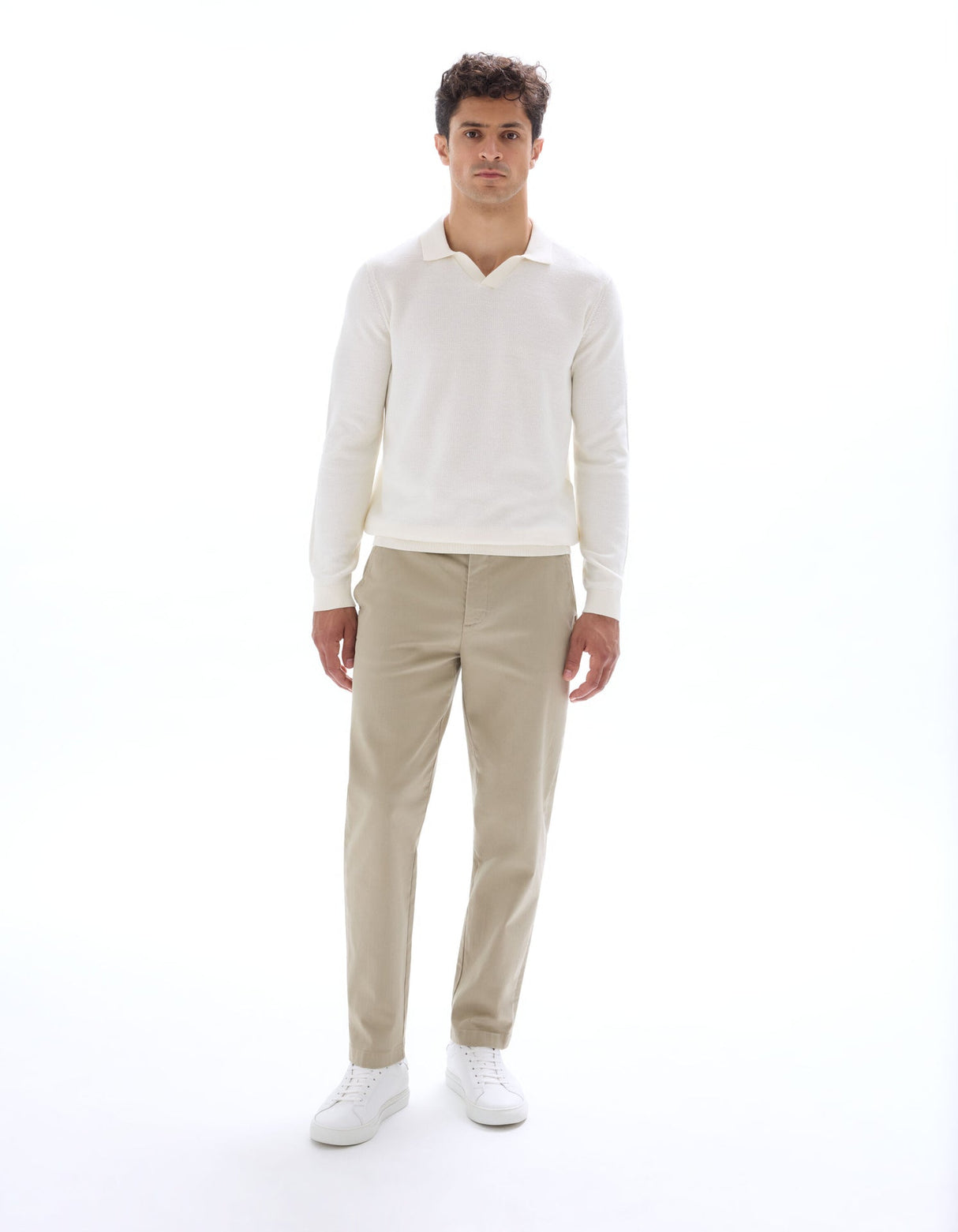 Shark Collar Sweater - Runner