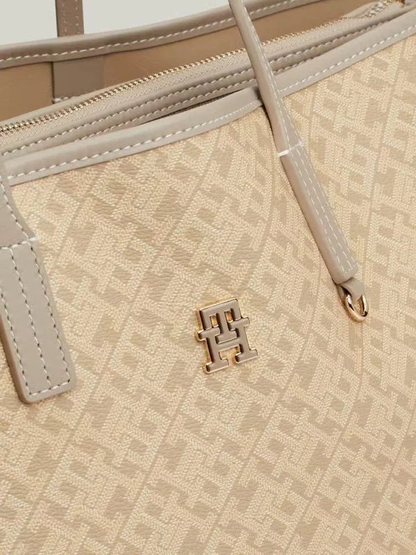 TOMMY HILFIGER TH Monoplay Removable Tote TB183 - Runner
