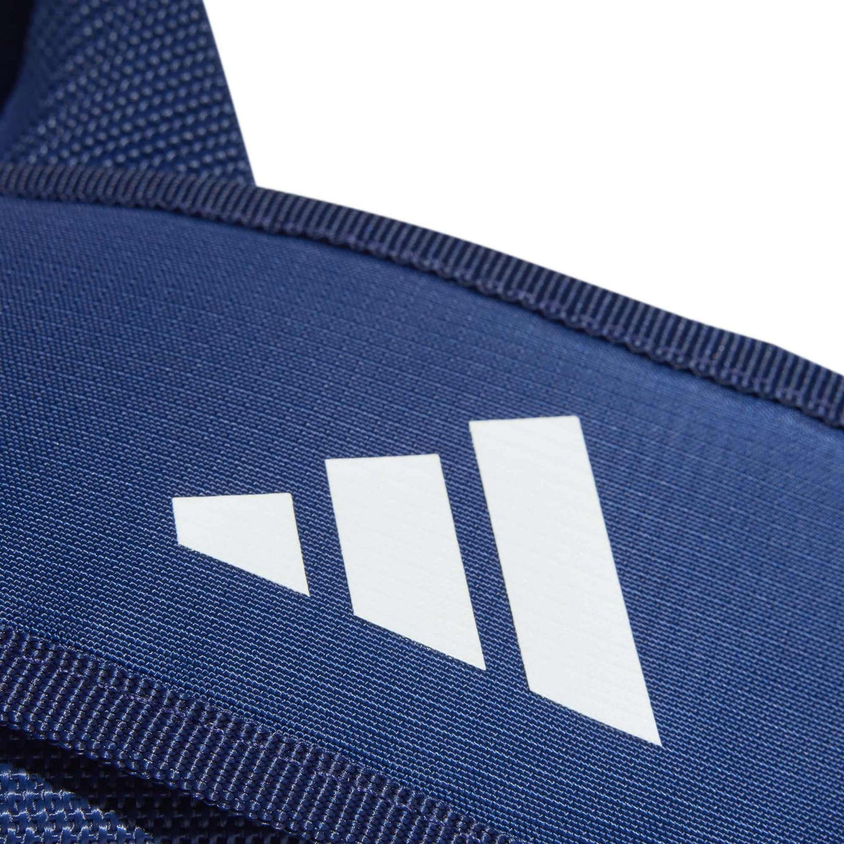 TRAINING DEFENDER DUFFLE BAG XSMALL - Runner