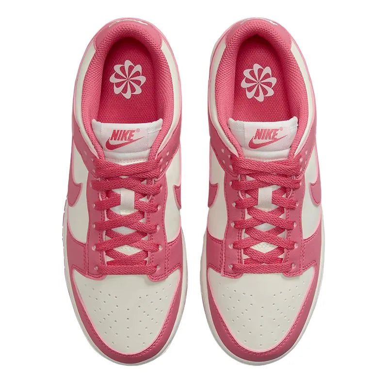 W NIKE DUNK LOW NEXT NATURE - Runner