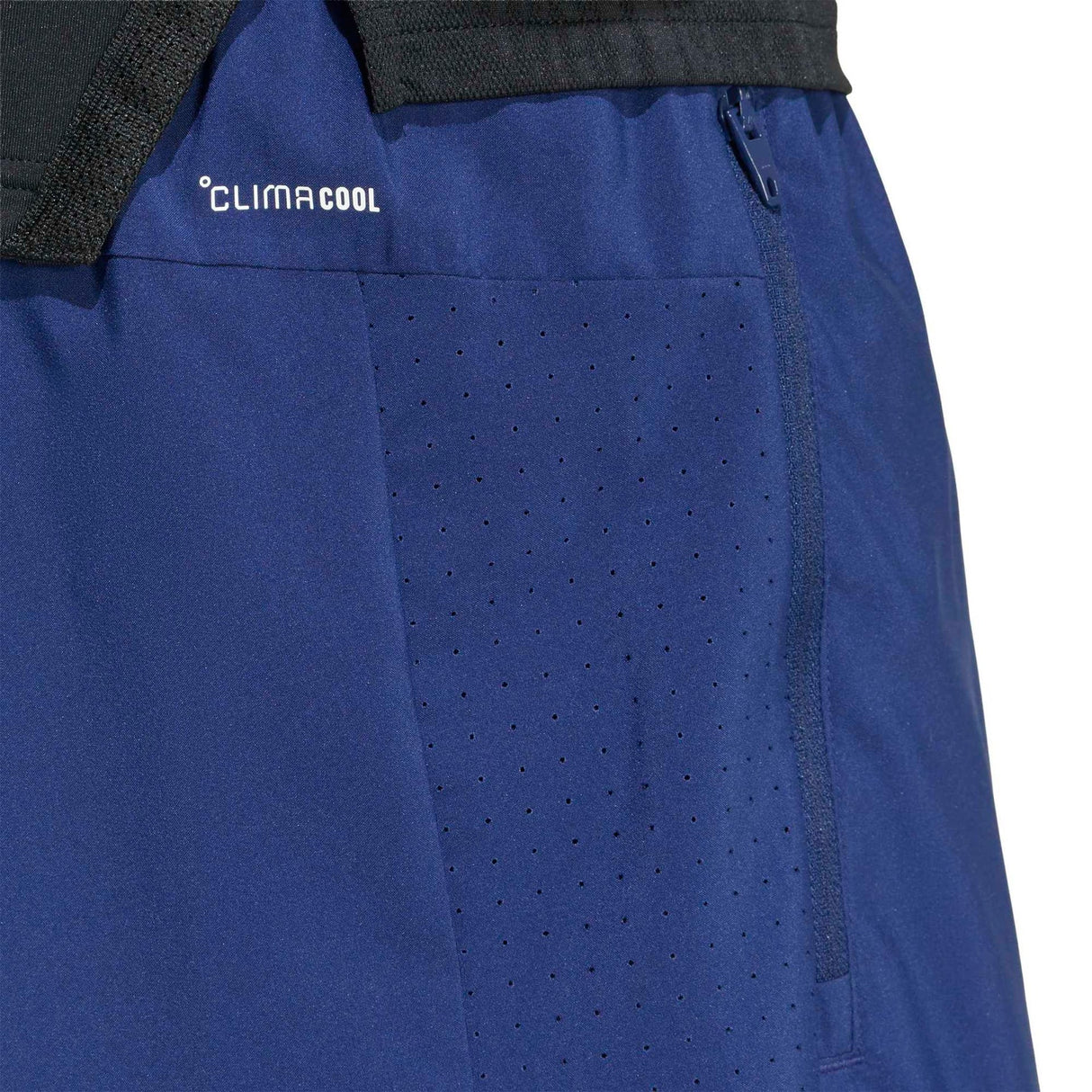 WORKOUT ESSENTIALS BASE WOVEN SHORT - Runner