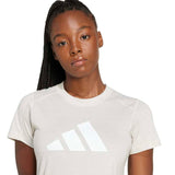 Train Essentials Big Performance Logo Training T-Shirt