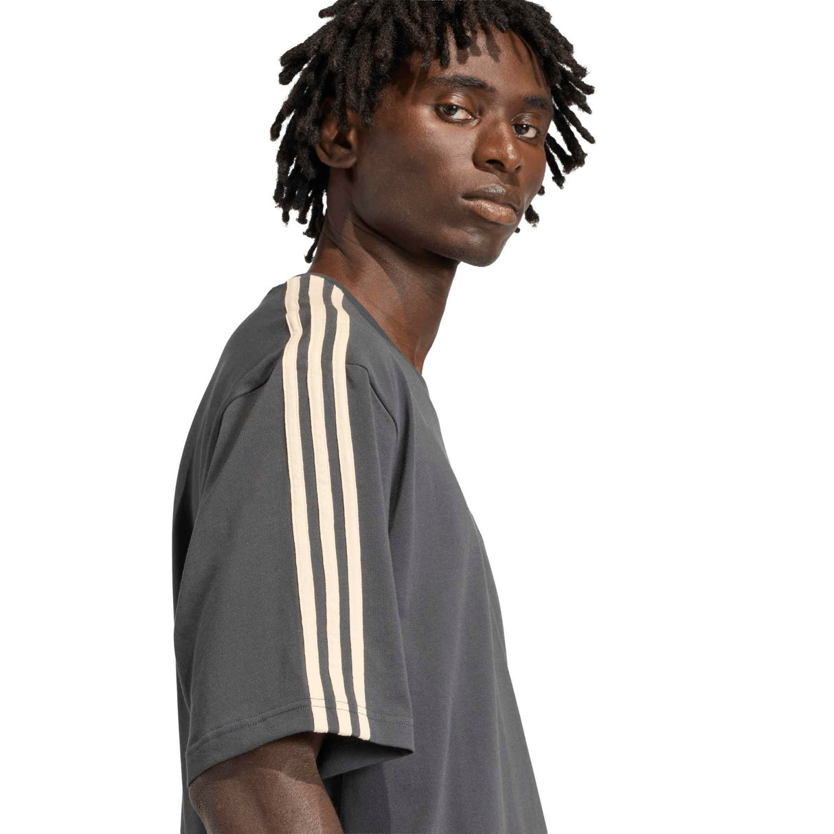 ADICOLOR 3-STRIPES OVERSIZED T-Shirt