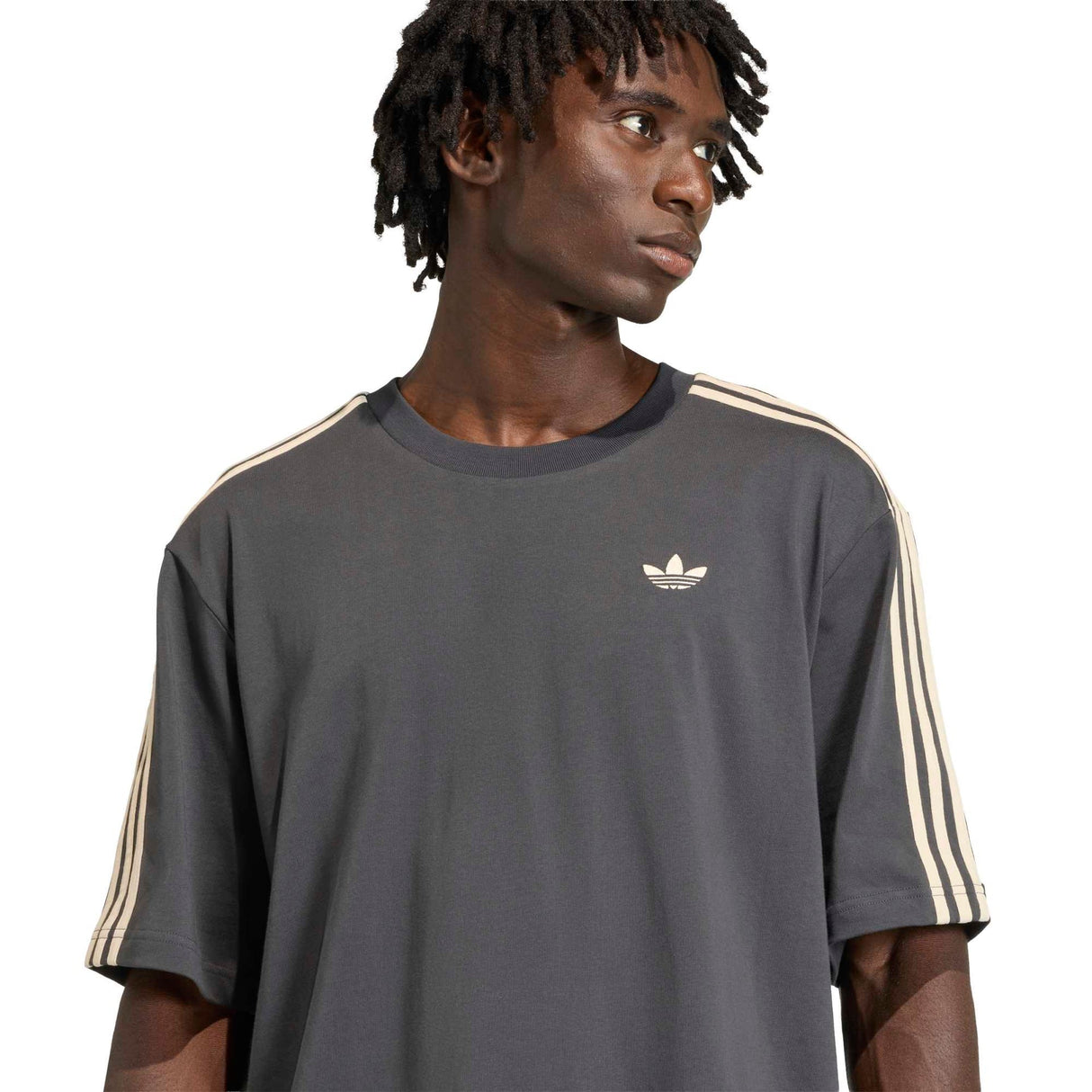 ADICOLOR 3-STRIPES OVERSIZED T-Shirt