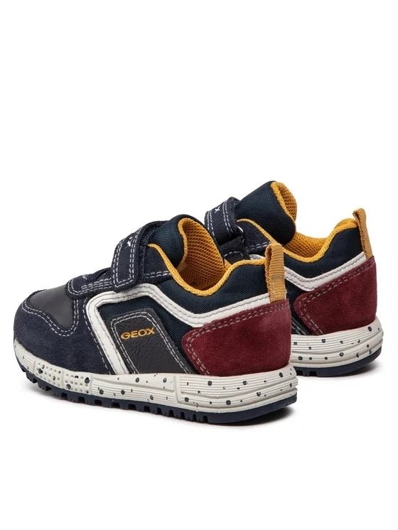 B ALBEN BOY - Runner