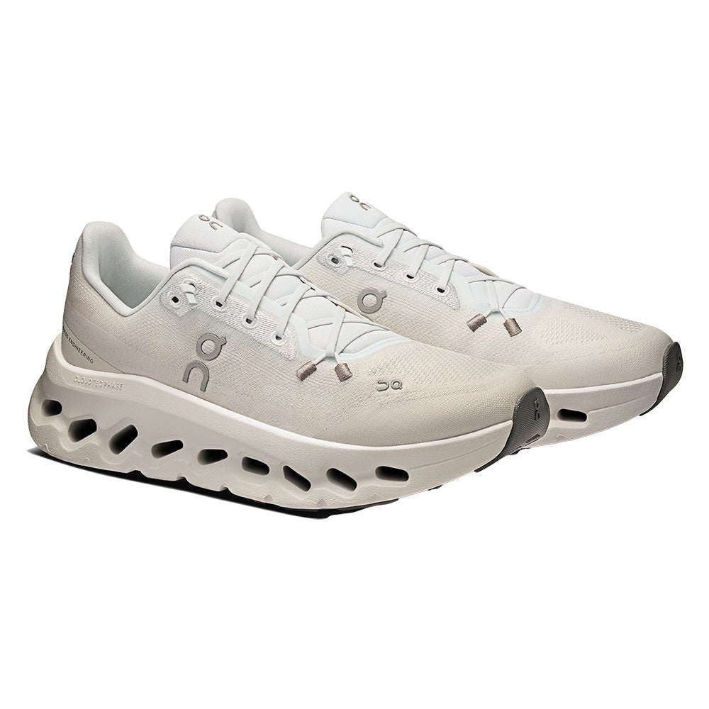 Cloudtilt Walking Shoes - Runner