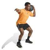 D4T ESSENTIALS T - SHIRT - Runner
