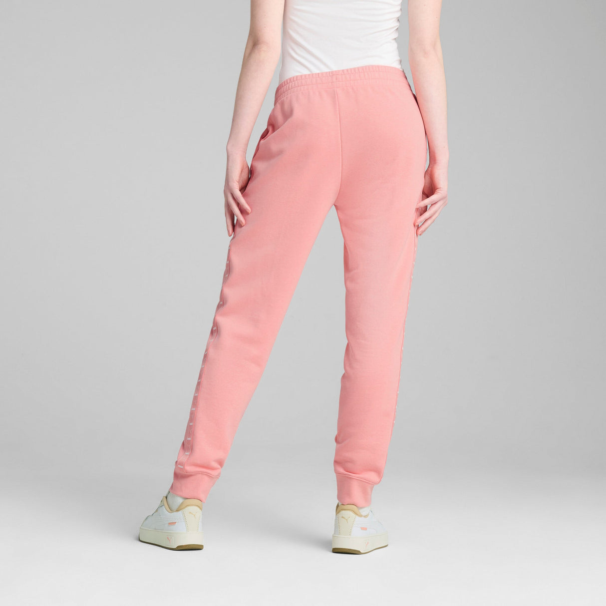 ESS TAPE Sweatpants - Runner