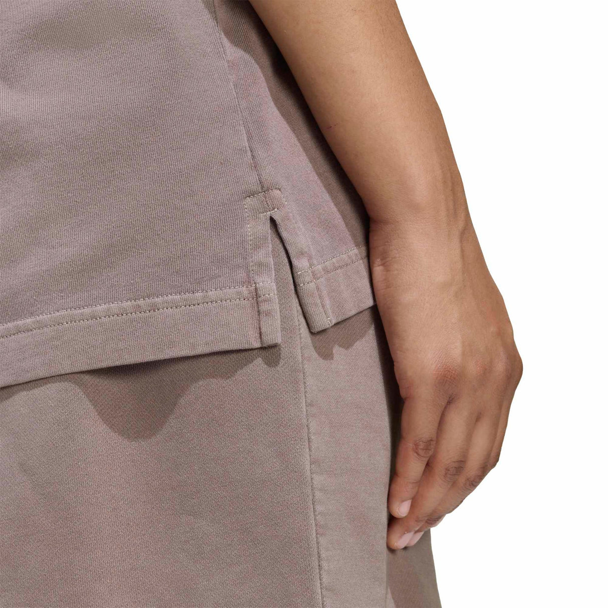 Essentials Linear Boyfriend T-Shirt Oversized Washed - Runner
