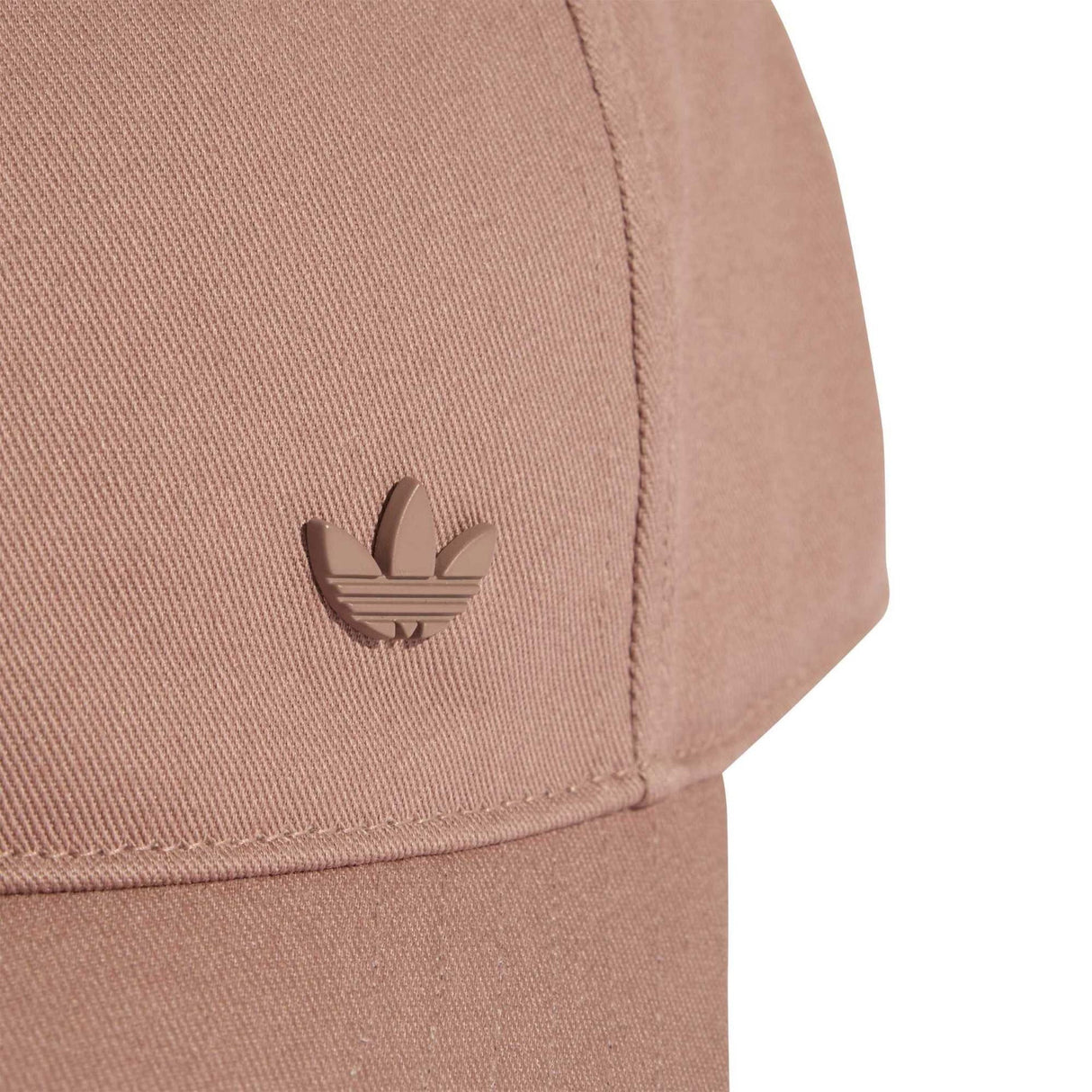 Everyday Icons Cap With Tonal Metal Trefoil - Runner