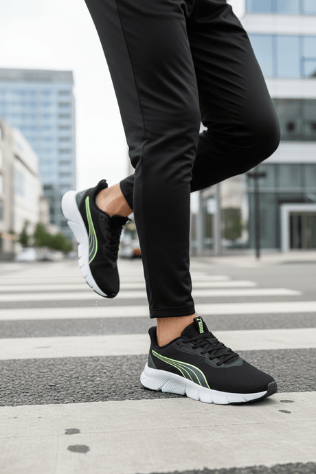 FlexFocus Lite Modern Running Shoes Men - Runner