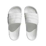 Island Club Adilette 22 Slides - Runner