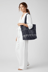 LEVI'S GRAPHIC MARKET TOTE OV - Runner