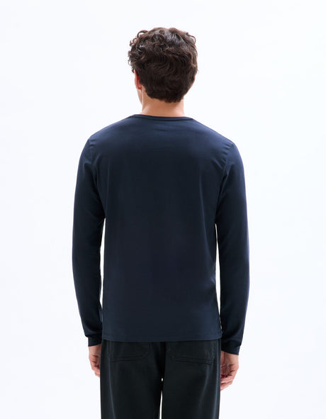 Long - Sleeve Crew Neck T-Shirt - Runner