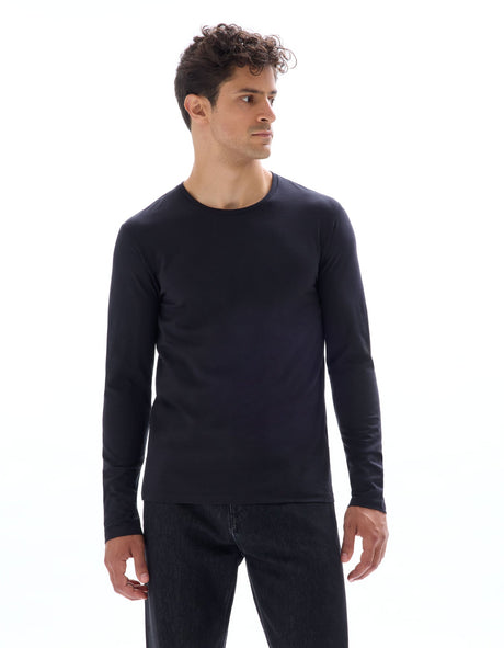 Long - Sleeve Crew Neck T-Shirt - Runner