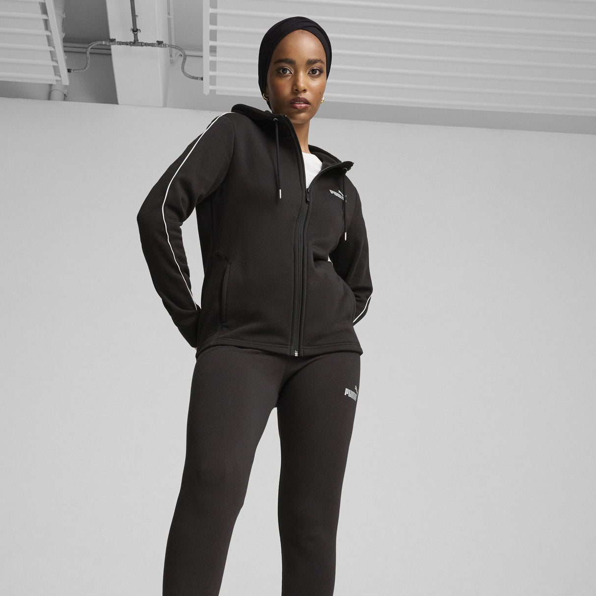 Metallic Women's Tracksuit Set - Runner