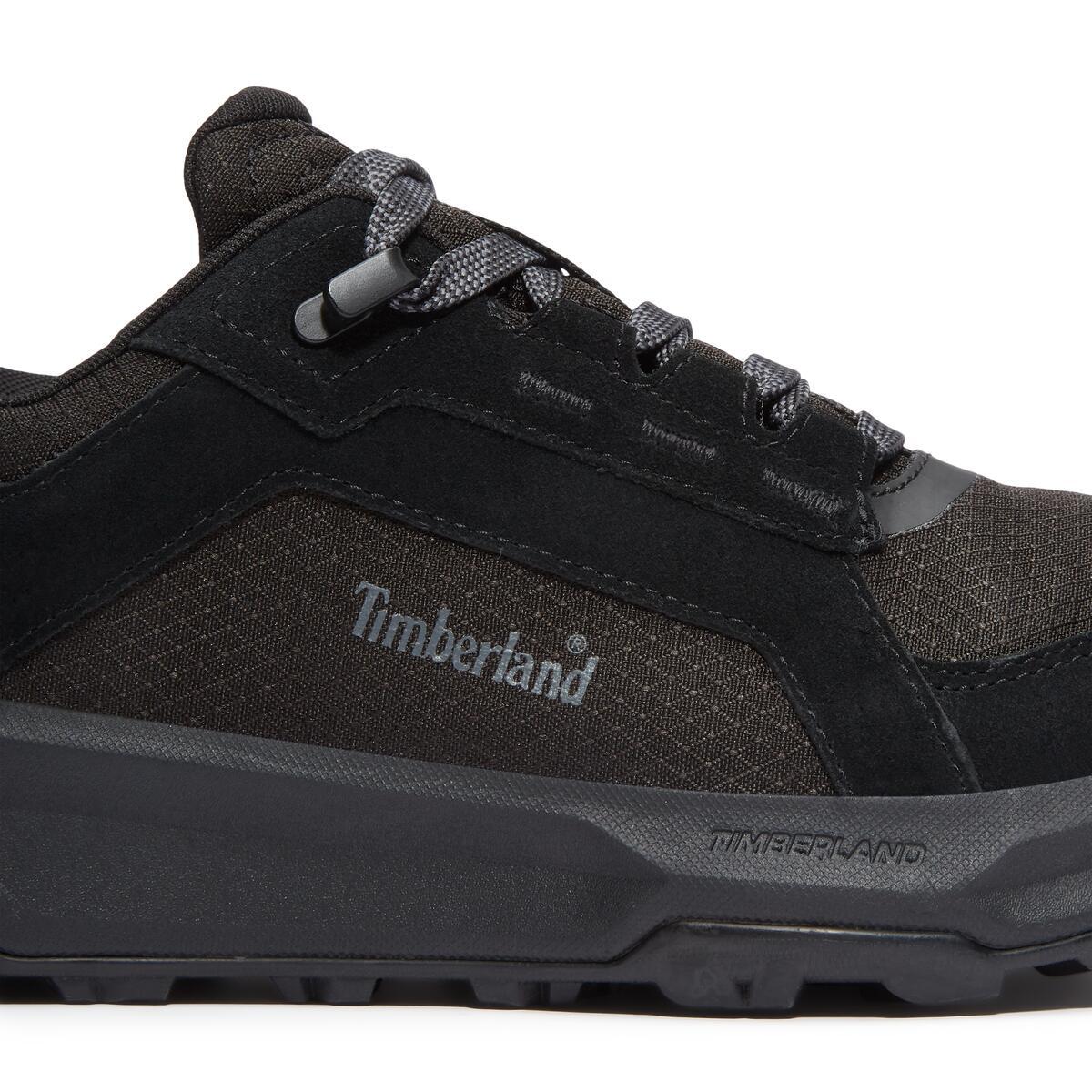 Motion Ledge Low Lace Up Waterproof Sneaker - Runner