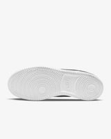 NIKE COURT VISION LO BE - Runner