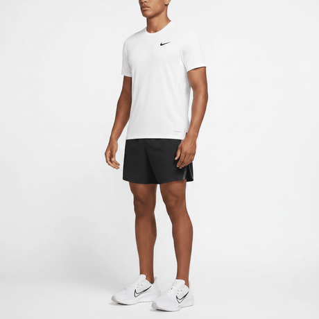 NIKE QUEST 6 - Runner