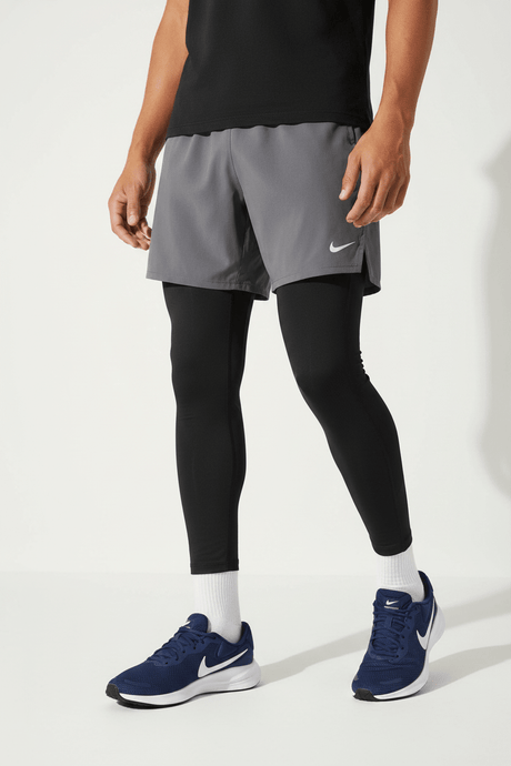 NIKE REVOLUTION 7 - Runner