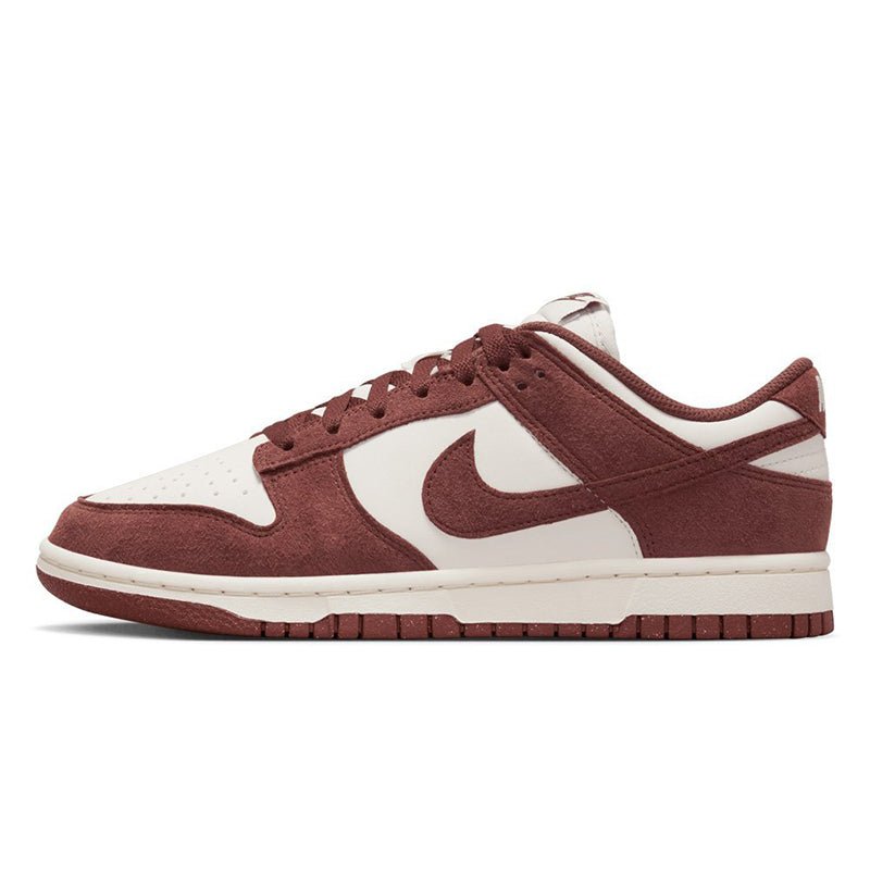 Nike W Dunk Low Sneakers NIW7 - Runner