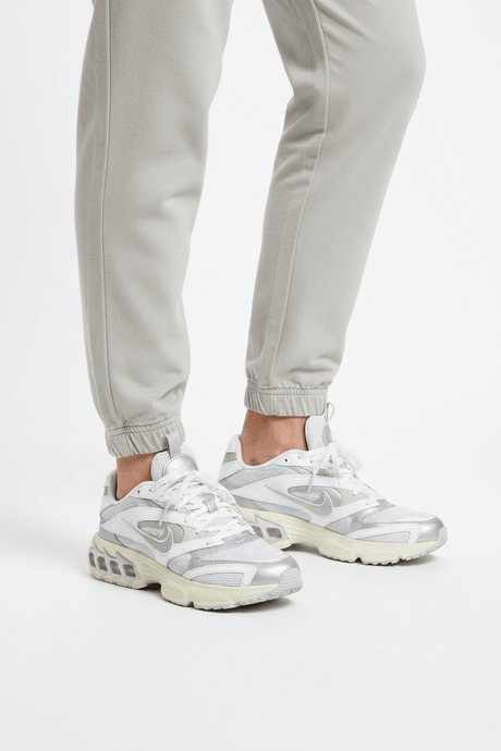 NIKE Zoom Air Fire NIW8 - Runner