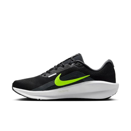 NIKEDOWNSHIFTER13 - Runner