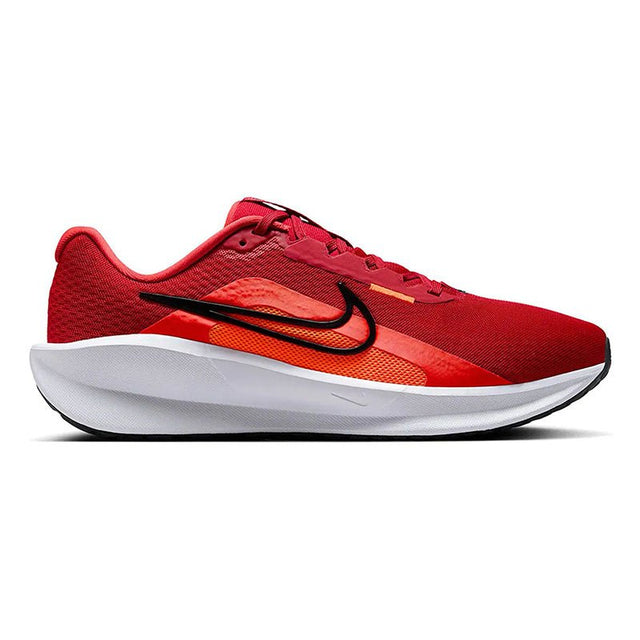 NIKEDOWNSHIFTER13 - Runner