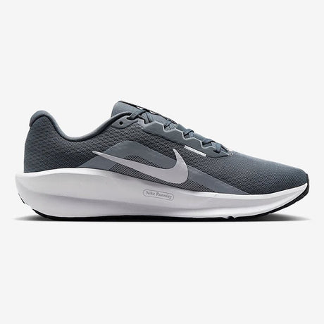 NIKEDOWNSHIFTER13 - Runner
