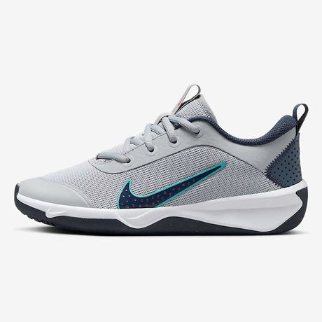 NIKEOMNIMULTI - COURTGS - Runner
