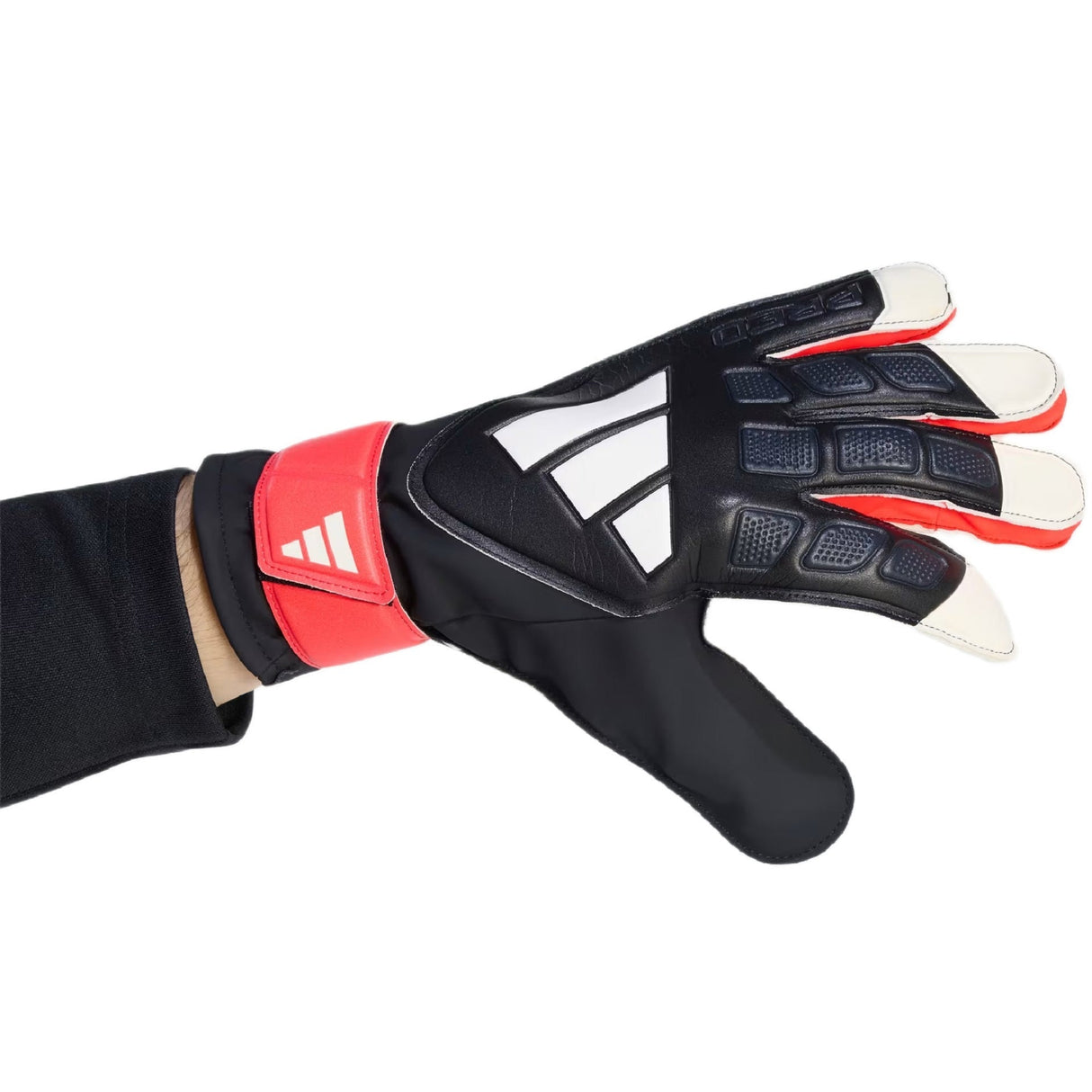 PREDATOR GOALKEEPER GLOVE TRAINING - Runner