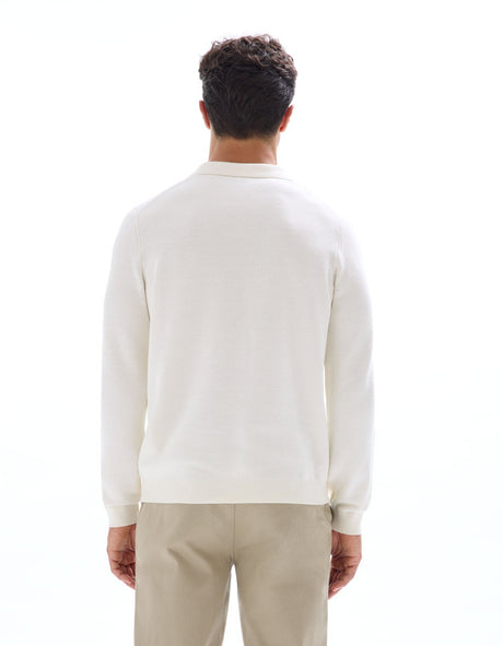 Shark Collar Sweater - Runner