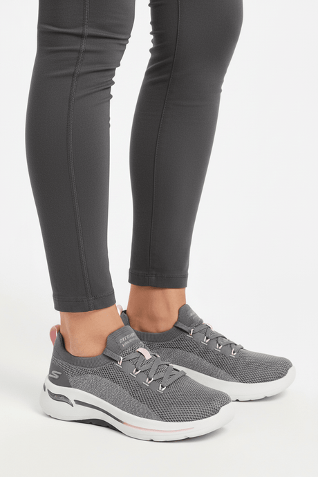 SKECHERS Skechers GOwalk Arch Fit - Clancy SKW25 - Runner