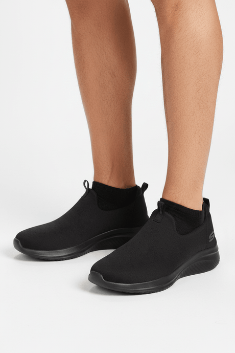 SKECHERS Ultra Flex 3.0 - Black Black SKW54 - Runner