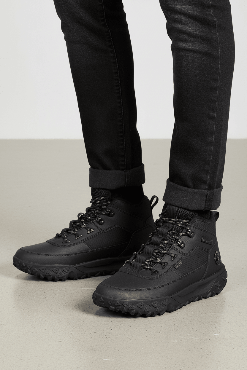 Stride Motion 6 Mid Lace Up Sneaker - Runner