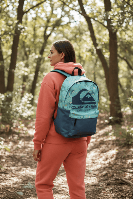 The Poster Logo 26L - Medium Backpack - Runner