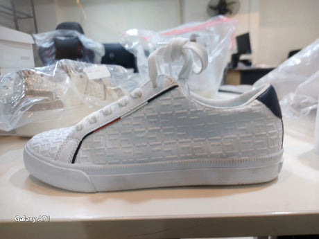 Tommy Hilfiger LENINLA - R Sneakers Women TOW182 - Runner
