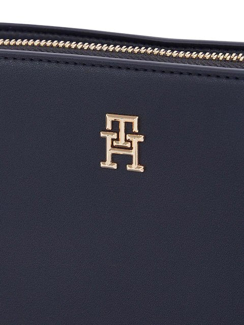 TOMMY HILFIGER Logotape Camera Bag TB162 - Runner