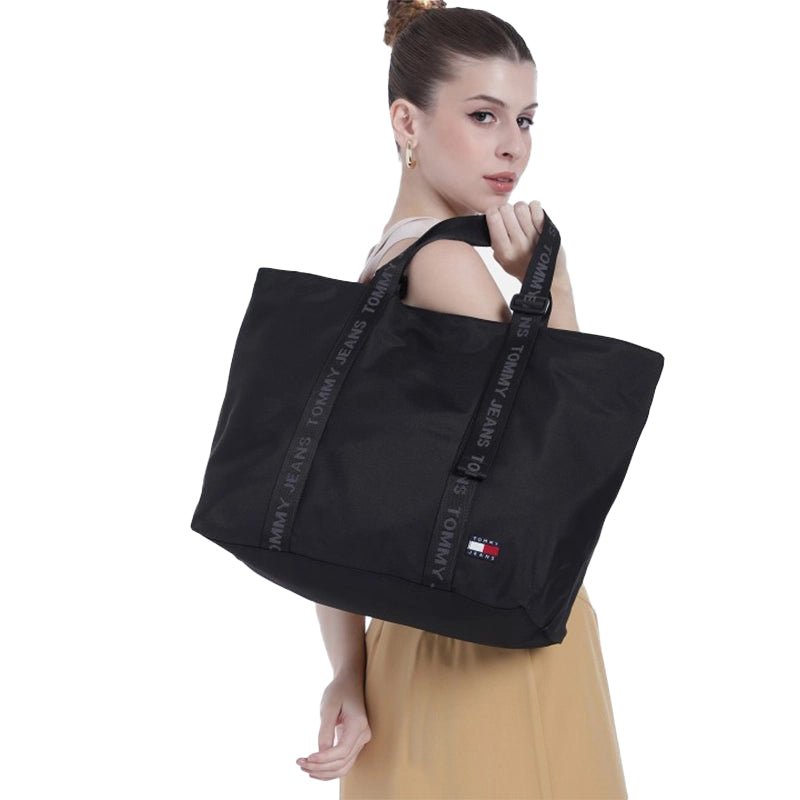 Tommy Hilfiger Solid Handheld - Handbag - BLACK - TB49 - Runner